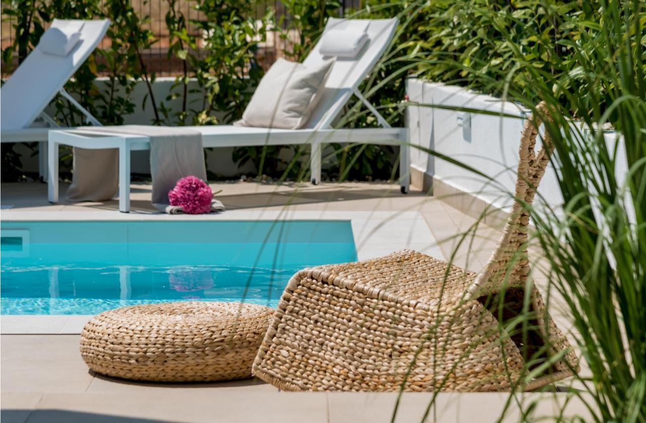 Marula Holiday Home - With Heated Pool Маріна Екстер'єр фото