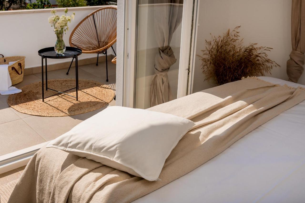 Marula Holiday Home - With Heated Pool Маріна Екстер'єр фото